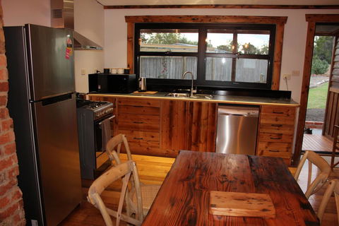 The Cottage - Accommodation Broome 1
