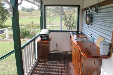 The Dollhouse Cottage - Accommodation Broome 3