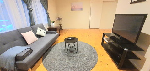 The Flower Homestay - Accommodation Broome 1