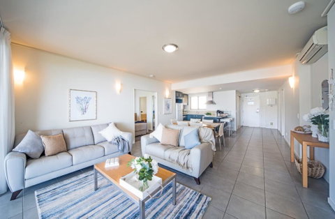 The Hamptons On Airlie - Accommodation Broome 2
