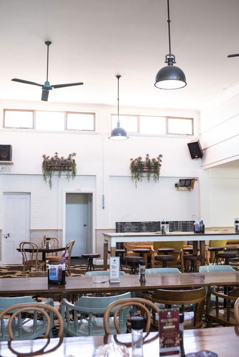 The Oaks Hotel - Accommodation Broome 3