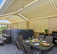 The Orient - Family  Pet Friendly - Huge Spa - Accommodation Broome