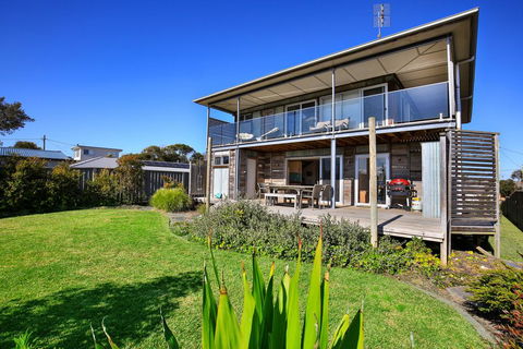The Palings At Culburra - Pet Friendly - Accommodation Broome 0