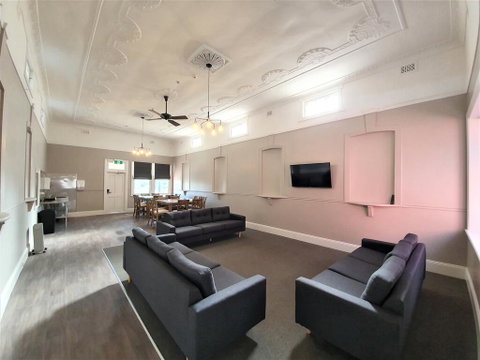 The Royal Hotel - Accommodation Broome 2