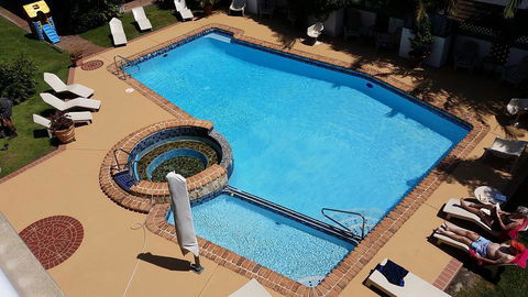 The Tahitian Holiday Apartments - Accommodation Broome 3