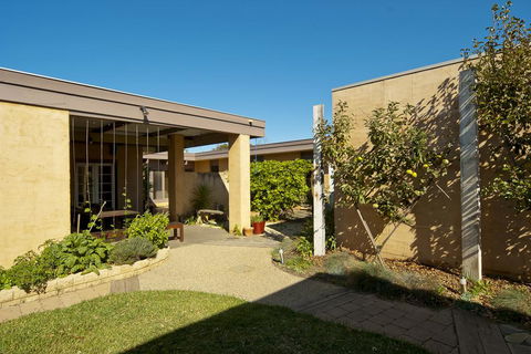 The Terrace Grove - Accommodation Broome 0