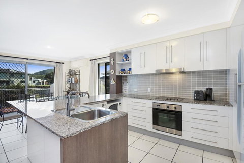 Townhouse On The Canal - Accommodation Broome 1