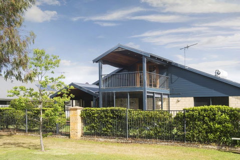 TRANQUILITY AT TROON - Accommodation Broome 1