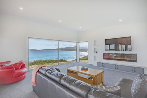 Tranquility Bay Of Fires - Accommodation Broome 2
