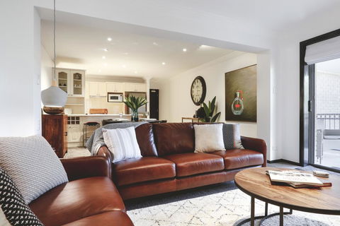 Tre Sorelle Camden - Accommodation Broome 0