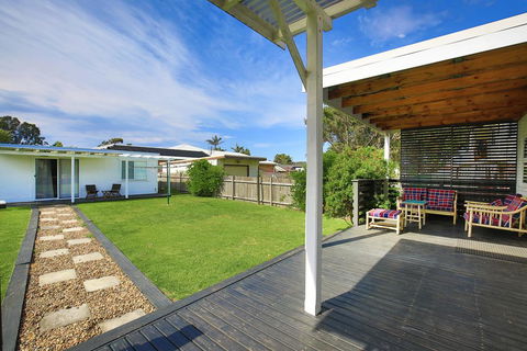 Triangulo @ Culburra - Pet Friendly - 2 Mins To Beach - Accommodation Broome 1