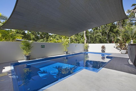 Tropical Private Holiday House With Pool - Accommodation Broome 0