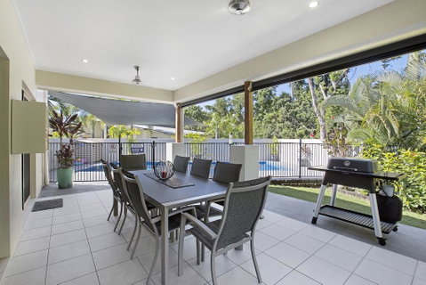 Tropical Private Holiday House With Pool - Accommodation Broome 2