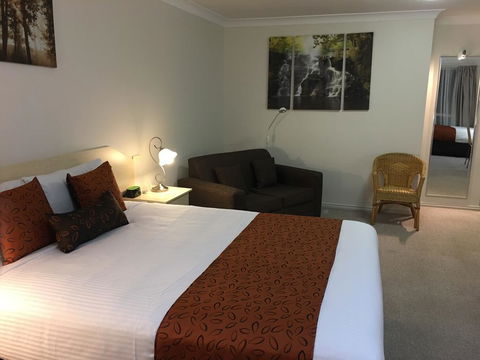 Tuckerbox Motor Inn - Accommodation Broome 0