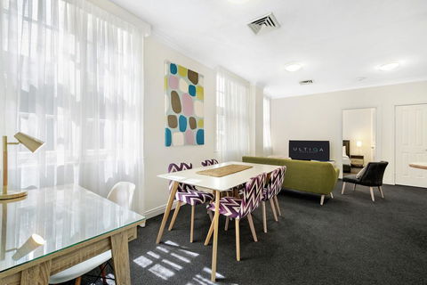 ULTIQA Rothbury Hotel - Accommodation Broome 2