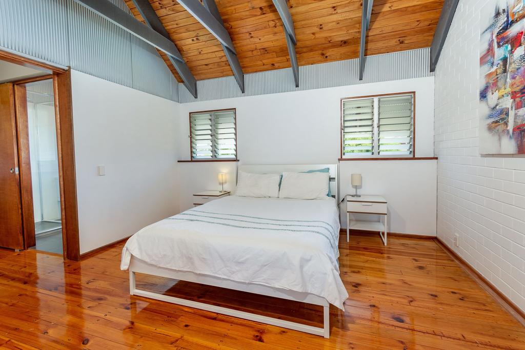 Bribie Island North QLD Accommodation Broome