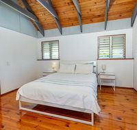 Unique Getaway 300m to Bribie Foreshore Bongaree - Accommodation Broome