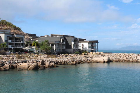 Unit 3302 One Bright Point - Accommodation Broome 1