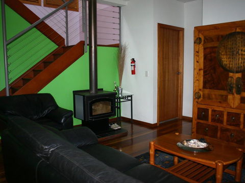 Vainui - Accommodation Broome 2