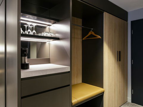 Vibe Hotel Hobart - Accommodation Broome 2