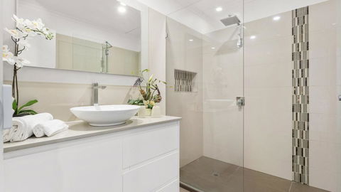 VIEWS AT MCCRAE..... - Accommodation Broome 0