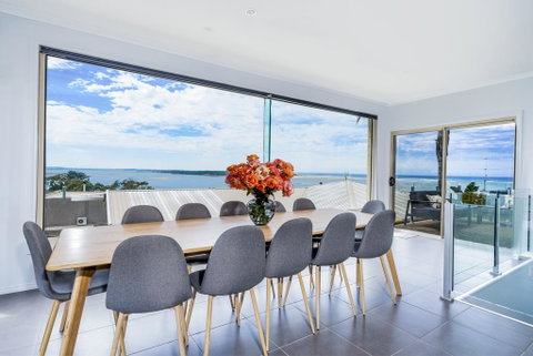 VIEWS FOREVER - INVERLOCH - Accommodation Broome 1