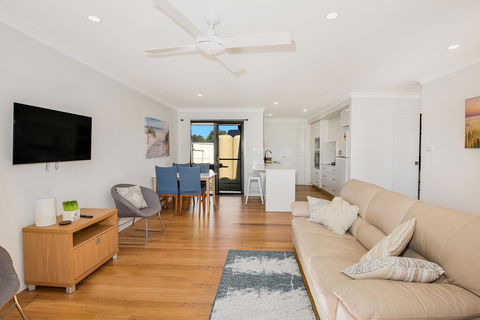 VIlla Zelma, Culburra Beach - Accommodation Broome 0