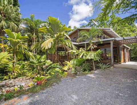 Villa Zena - Accommodation Broome 0