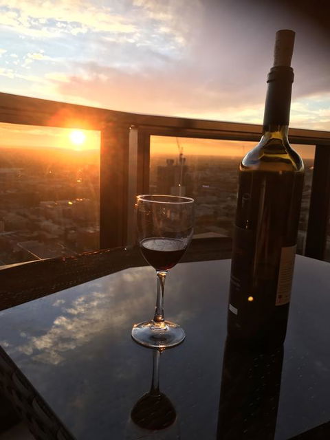 VUE Penthouse On King William - Accommodation Broome 2