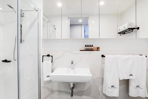The Hamptons Apartments - Port Melbourne - Accommodation Broome 11