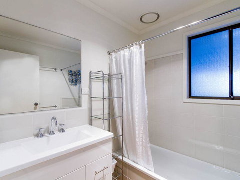 Perfect For Family Fun - Accommodation Broome 9