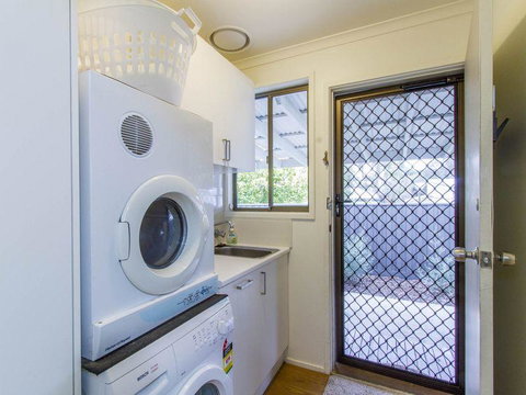 Perfect For Family Fun - Accommodation Broome 12