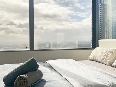 CBD Spacious 3 Bedrooms-Breathtaking View Gym Pool - Accommodation Broome 24