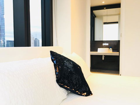 CBD Spacious 3 Bedrooms-Breathtaking View Gym Pool - Accommodation Broome 36