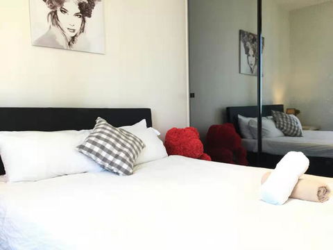 CBD Spacious 3 Bedrooms-Breathtaking View Gym Pool - Accommodation Broome 6