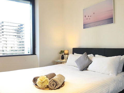 CBD Spacious 3 Bedrooms-Breathtaking View Gym Pool - Accommodation Broome 5