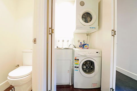 Majorca Magic On Flinders Lane - Rejuvenate Stays - Accommodation Broome 18