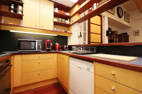 Majorca Magic On Flinders Lane - Rejuvenate Stays - Accommodation Broome 32