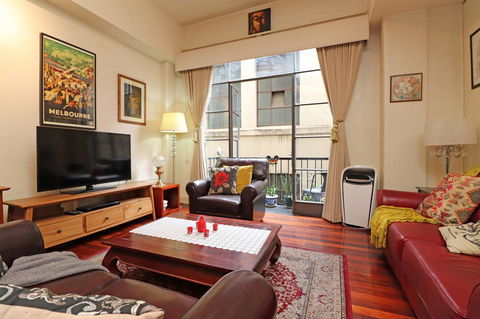 Majorca Magic On Flinders Lane - Rejuvenate Stays - Accommodation Broome 25