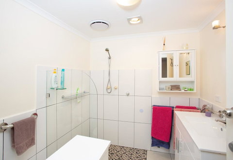 Austral Place 88 Via Merri River - Accommodation Broome 20