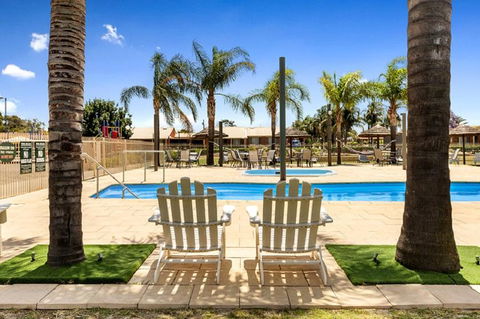 Lakeside Country Club - Accommodation Broome 0