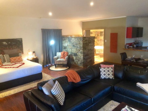 Minni Gums - Accommodation Broome 12