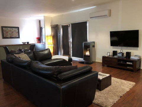 Minni Gums - Accommodation Broome 13