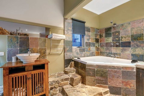 Minni Gums - Accommodation Broome 6