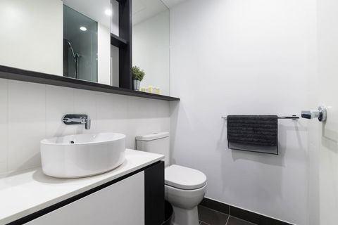 Astrina 2 Bed 2 Bath Apartment - Accommodation Broome 9