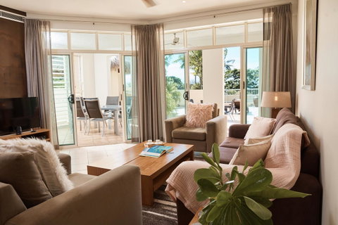 Sea Change Beachfront Apartments - Accommodation Broome 5