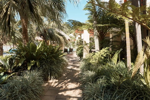 Sea Change Beachfront Apartments - Accommodation Broome 19