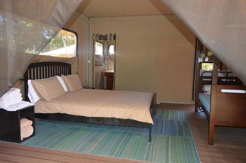 Castaways Moreton Island - Accommodation Broome 5