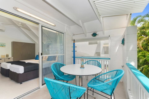 By The Sea Port Douglas - Accommodation Broome 10