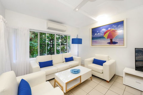 By The Sea Port Douglas - Accommodation Broome 0